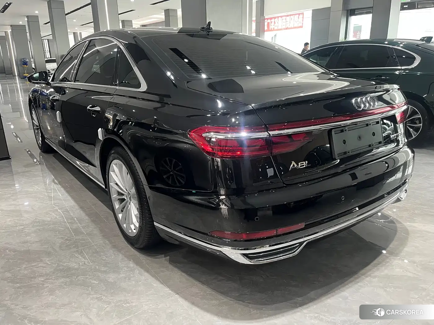 Audi A8 id 4539188 из Китая 9