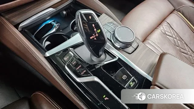 BMW 5 Series (G30) id 3514470 из Кореи 19