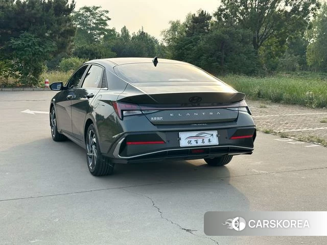 Hyundai Elantra id 4329238 из Китая 25