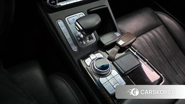 Genesis G90 id 3045231 из Кореи 19