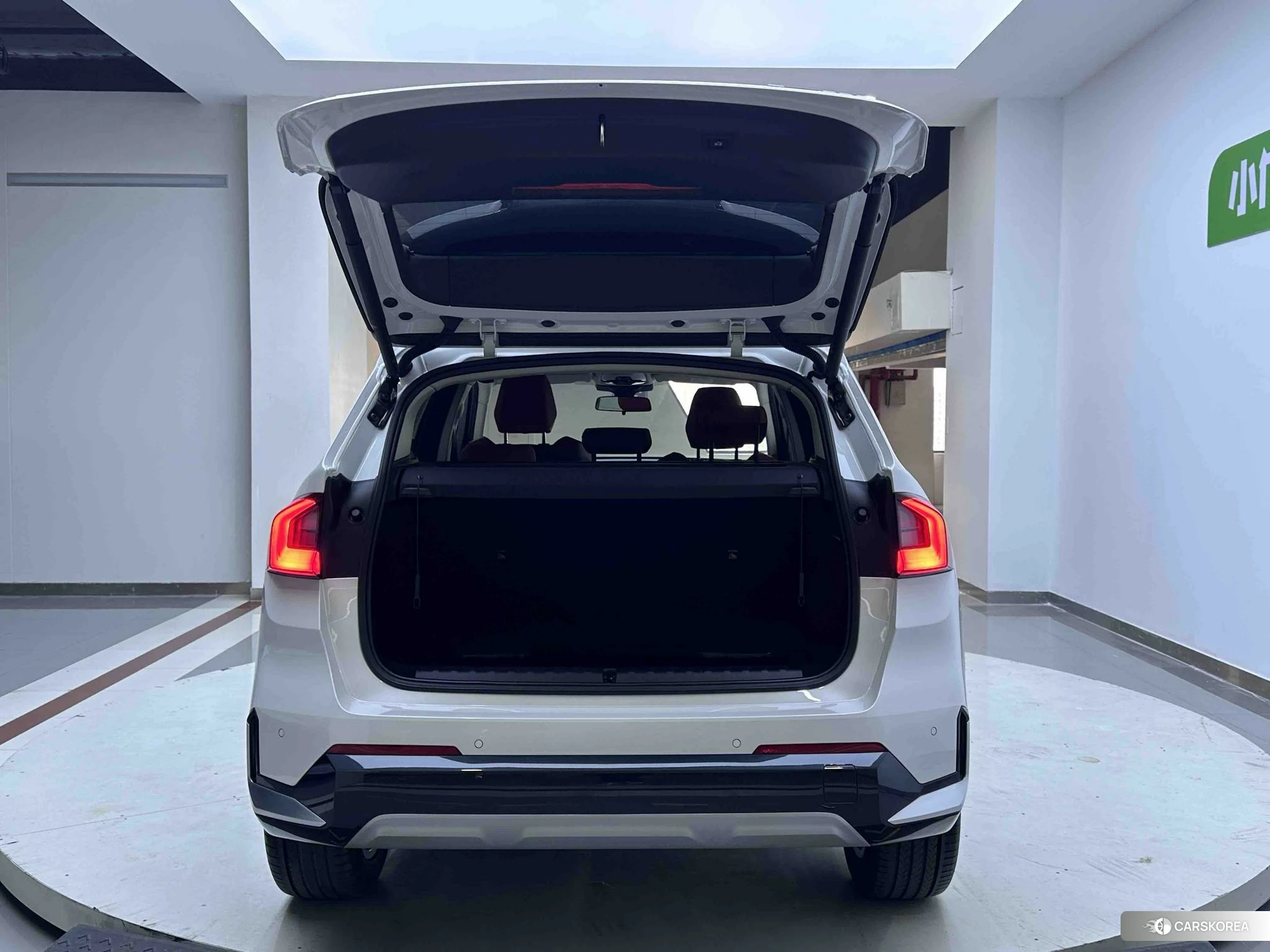BMW X1 id 4485456 из Китая 17