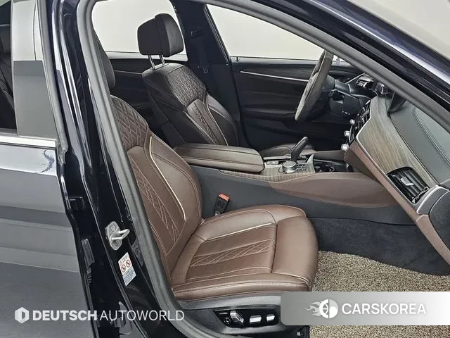 BMW 5 Series (G30) id 3422688 из Кореи 19