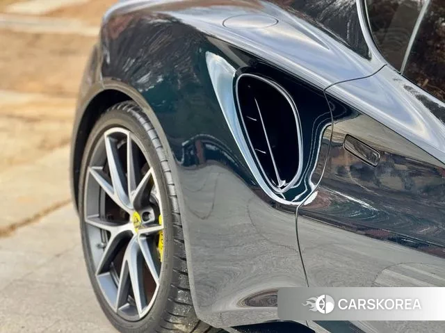 Lotus Emira id 3436945 из Кореи 19