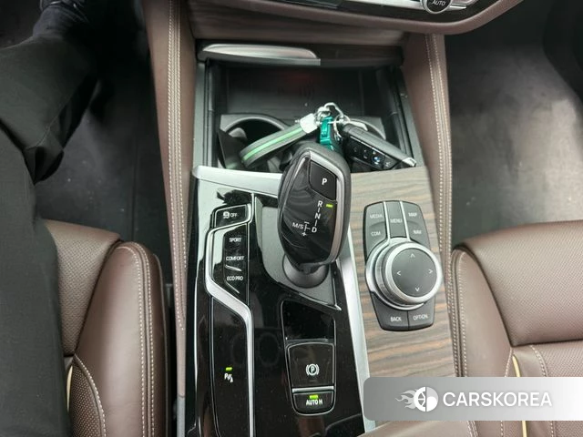 BMW 5 Series (G30) id 4549983 из Кореи 12