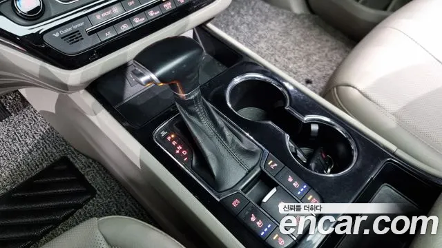 Kia The New Carnival id 2406414 из Кореи 19