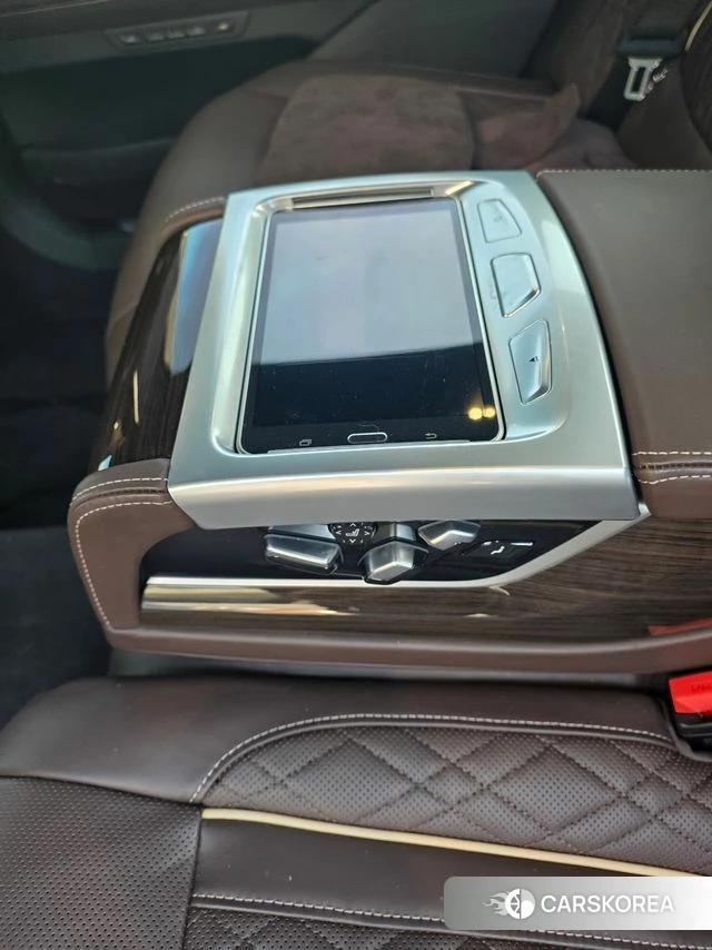 BMW 7 Series (G11) id 4206559 из Кореи 9