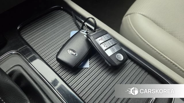 Kia All New Carnival id 4366451 из Кореи 19