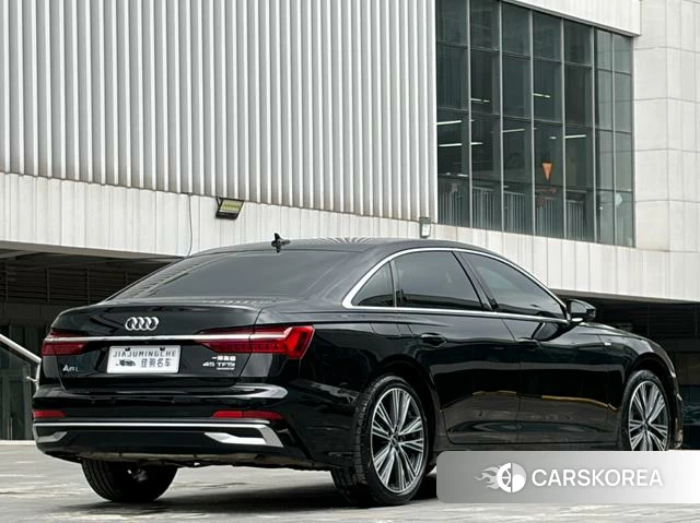Audi A6L id 4290438 из Китая 14