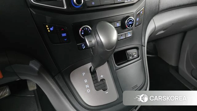 Hyundai The New Grand Starex id 4269163 из Кореи 19