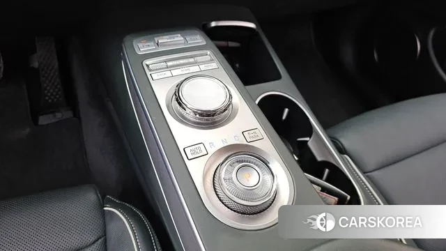 Genesis Electrified GV70 id 3746168 из Кореи 19