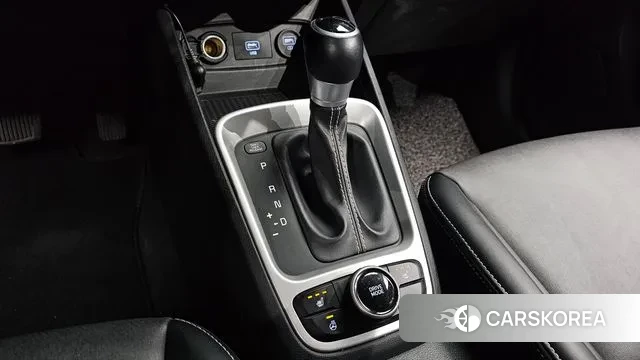 Hyundai Venue id 3546717 из Кореи 19