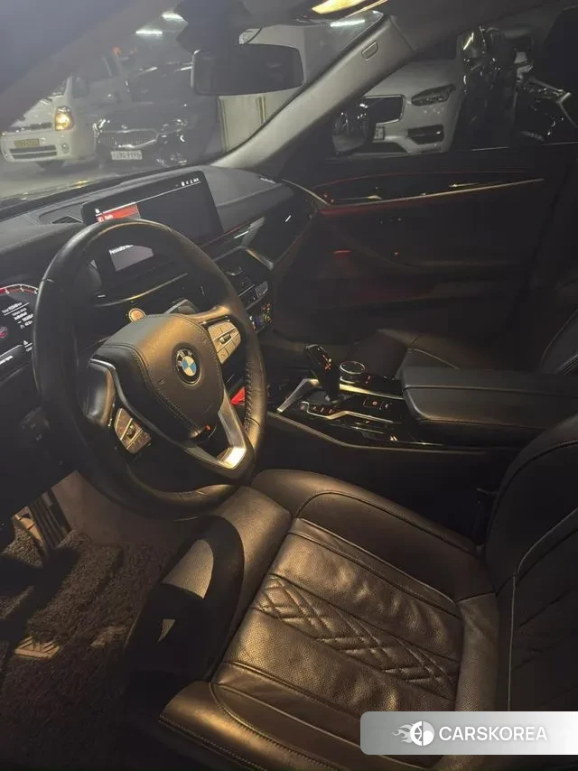 BMW 5 Series (G30) id 2970269 из Кореи 10