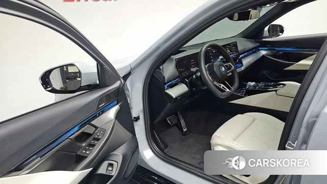 BMW i5 (G60) id 4743971 из Кореи 37