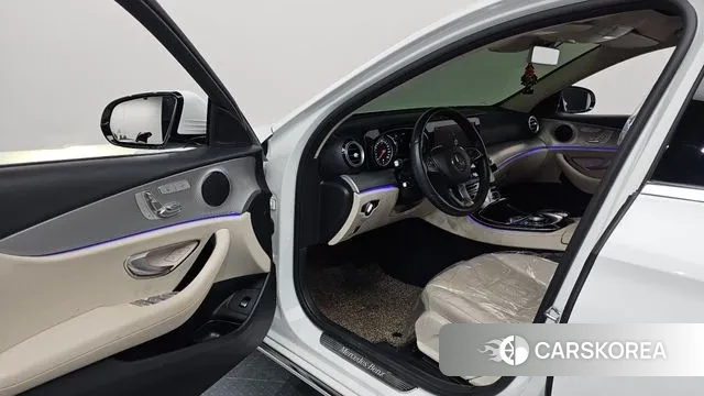 Mercedes-Benz E-Class W213 id 3558091 из Кореи 19
