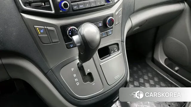Hyundai The New Grand Starex id 3254109 из Кореи 19