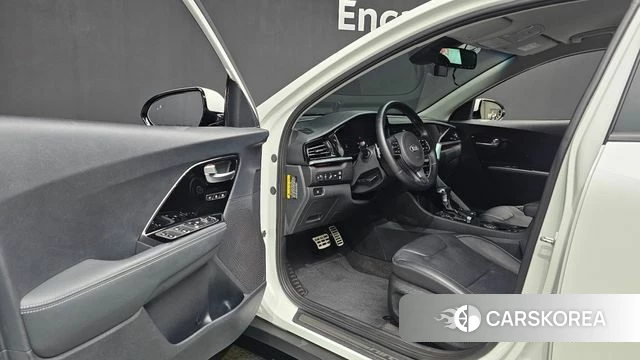 Kia The New Niro id 4672033 из Кореи 29