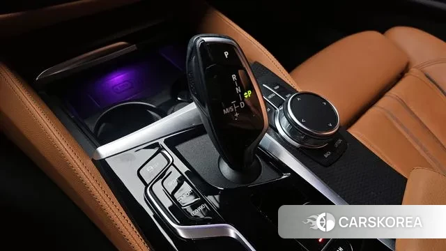 BMW 5 Series (G30) id 3348303 из Кореи 19