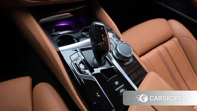 BMW 5 Series (G30) id 3372583 из Кореи 19