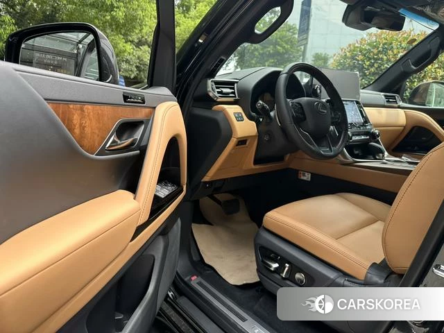 Lexus LX id 4239555 из Китая 14