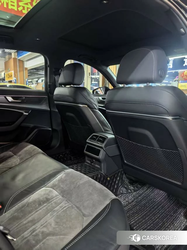 Audi A6L id 4258278 из Китая 11