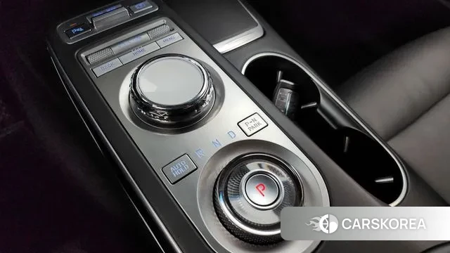 Genesis GV70 id 3038316 из Кореи 19