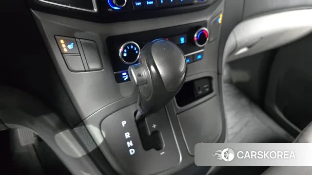 Hyundai The New Grand Starex id 3423084 из Кореи 19