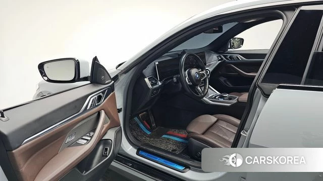 BMW i4 id 4897985 из Кореи 17