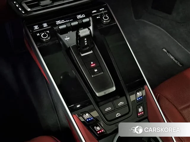 Porsche 911(992) id 3388434 из Кореи 19