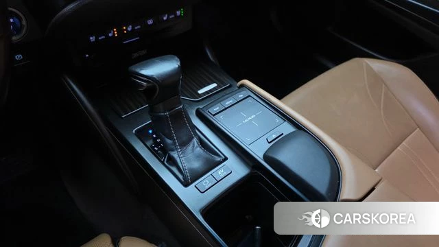 Lexus ES300h 7th generation id 3911698 из Кореи 19