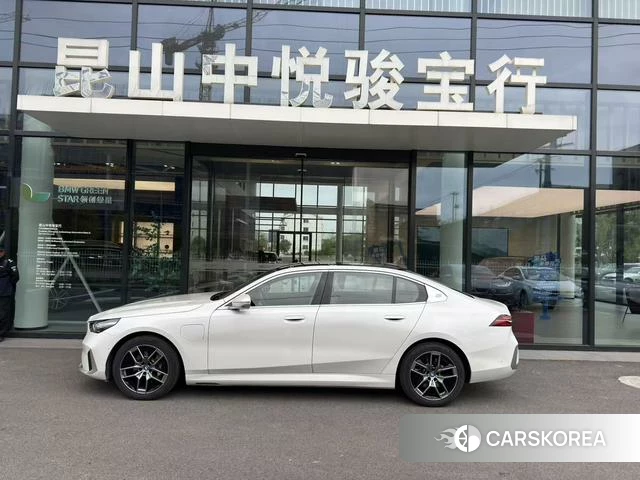 BMW i5 id 4259261 из Китая 10