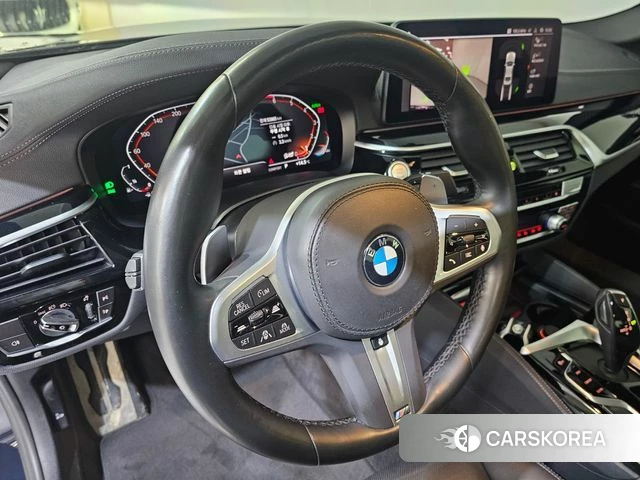 BMW 5 Series (G30) id 3904024 из Кореи 19