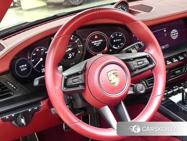 Porsche 911(992) id 3745601 из Кореи 19