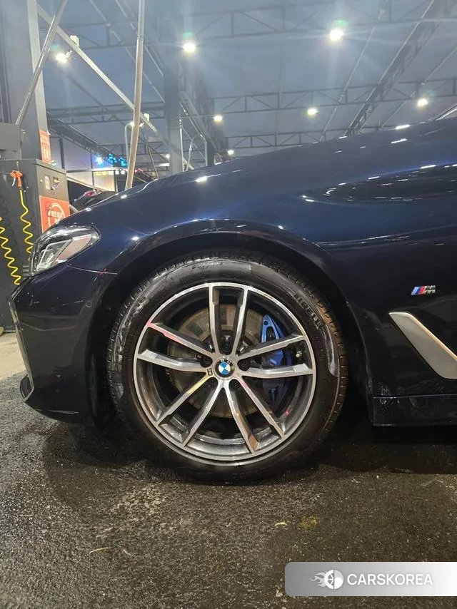 BMW 5 Series (G30) id 2900738 из Кореи 12