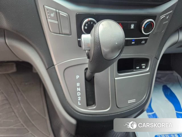 Hyundai The New Grand Starex id 4717896 из Кореи 19