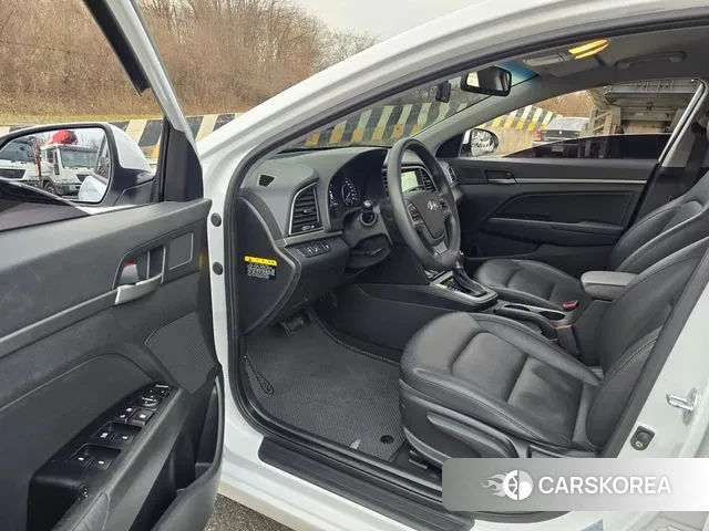 Hyundai Avante AD id 3595437 из Кореи 19