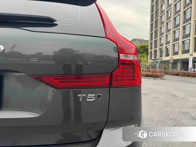 Volvo XC60 id 4219702 из Китая 18