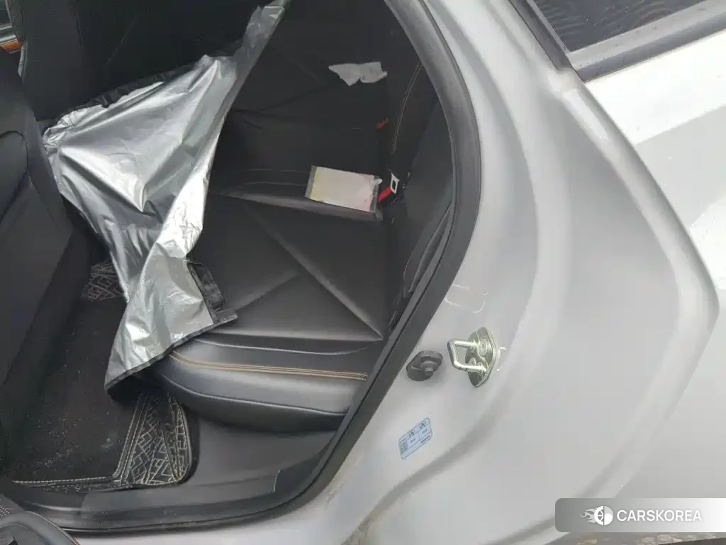Chang'an UNI-V Smart iDD id 4606970 из Китая 20