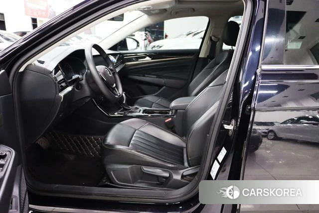 Volkswagen Passat id 4272742 из Китая 30