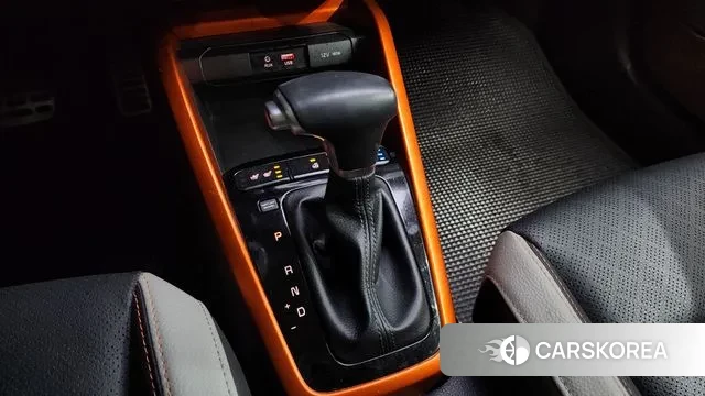 Kia Stonic id 3368616 из Кореи 19