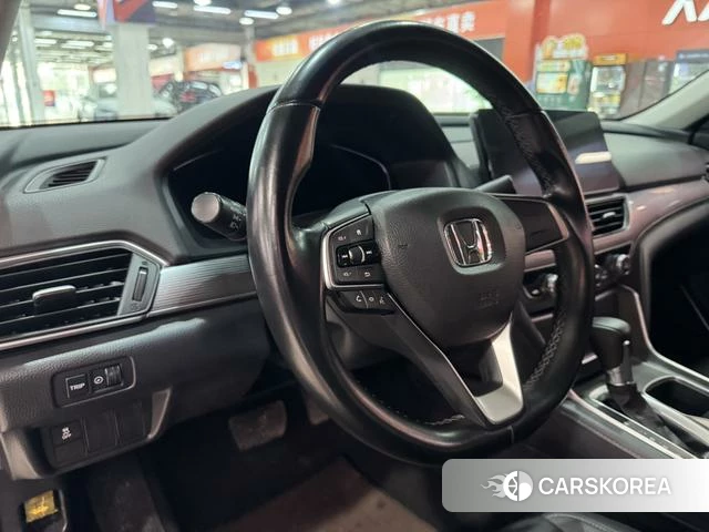 Honda Accord id 4258736 из Китая 21