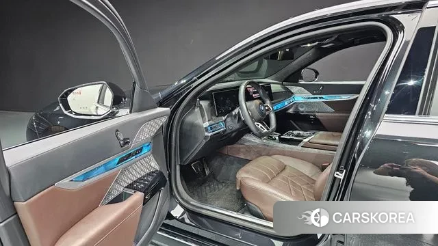 BMW i7 (G70) id 3207065 из Кореи 19