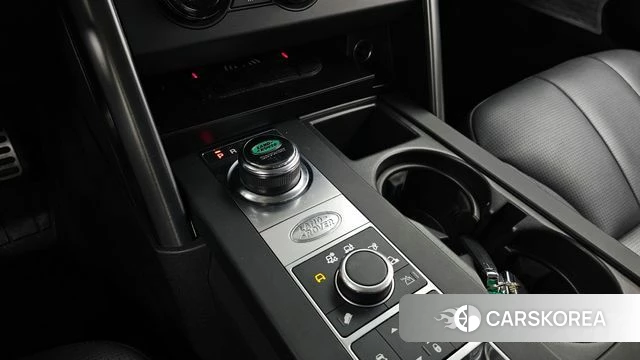 Land Rover Discovery 5 id 3795130 из Кореи 19