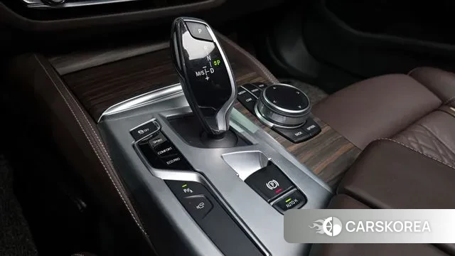 BMW 5 Series (G30) id 3033676 из Кореи 19