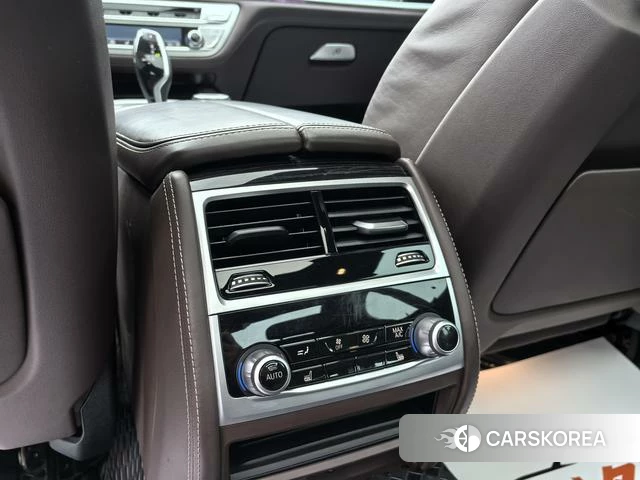 BMW 7 series id 4299476 из Китая 18