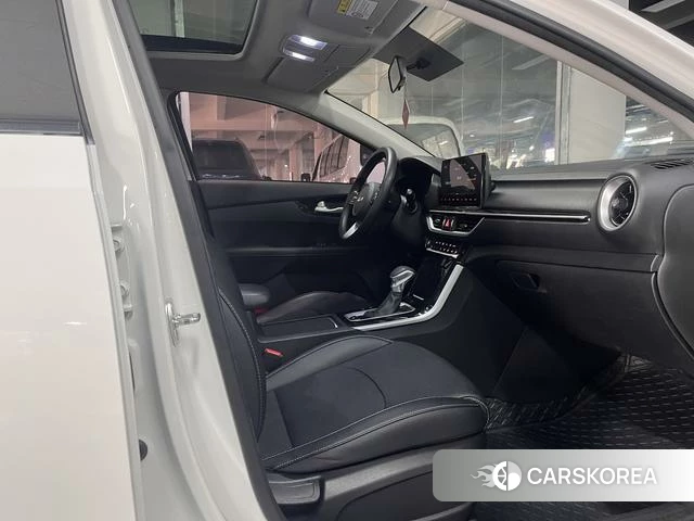 Kia K3 id 4329011 из Китая 23