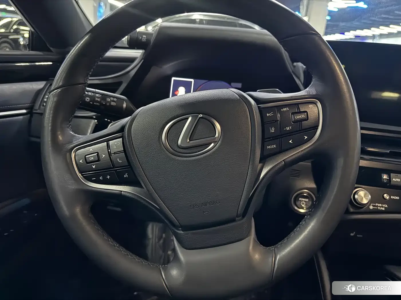 Lexus ES id 4570468 из Китая 16