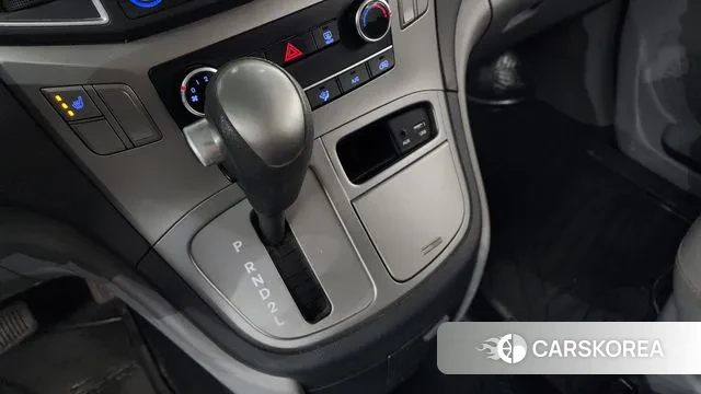 Hyundai The New Grand Starex id 3627167 из Кореи 19