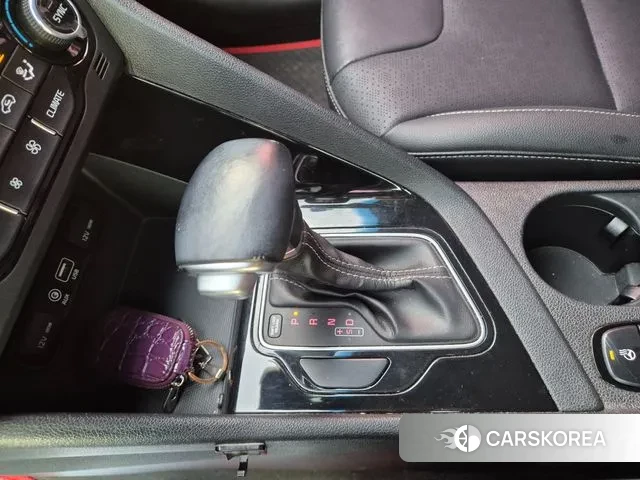 Kia Niro id 3553040 из Кореи 16