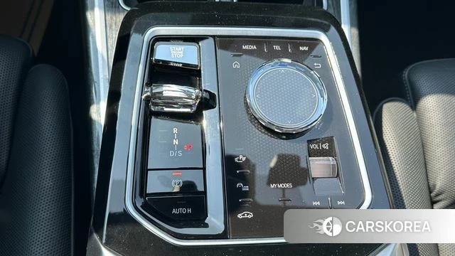 BMW 7 Series (G70) id 3877174 из Кореи 19