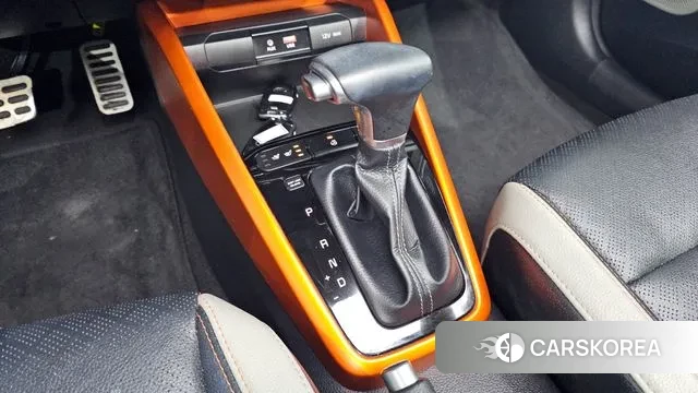 Kia Stonic id 3494442 из Кореи 19